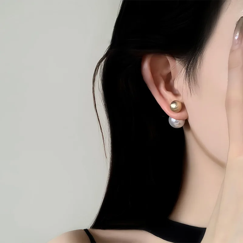 New French Retro Pearl Earrings for Women Convertible 2-in-1 Design Luxury Elegant Grand Vibe Must-have High-end Ear Jewelry