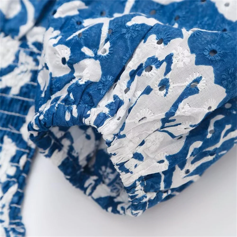 Camisa feminina de manga comprida com decote em V, novo estilo de verão, top curto estampado com cintura bordada vazada