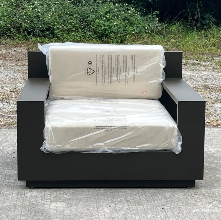 High Quality Modern Aluminum Garden Sofa Set Hotel Outdoor Beach and Restaurant Furniture Patio Sofa and  Table Set