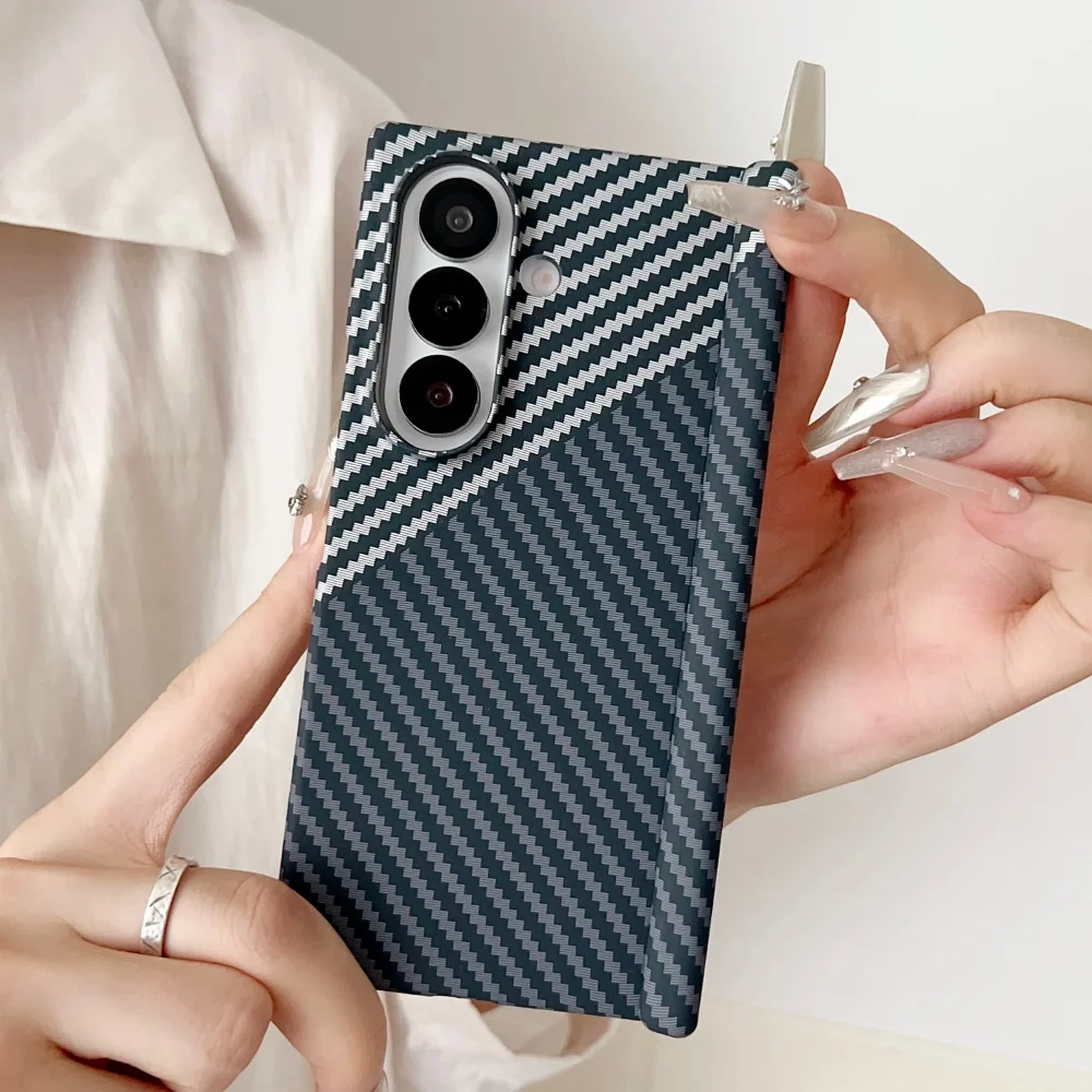 Luxuriöse magnetische Carbonfaser-Schutzhülle mit Scharnier für Samsung Galaxy Z Fold 7 6 5 8 – Ultradünne PC-Schutzhülle für ZFold7 – Detail 4