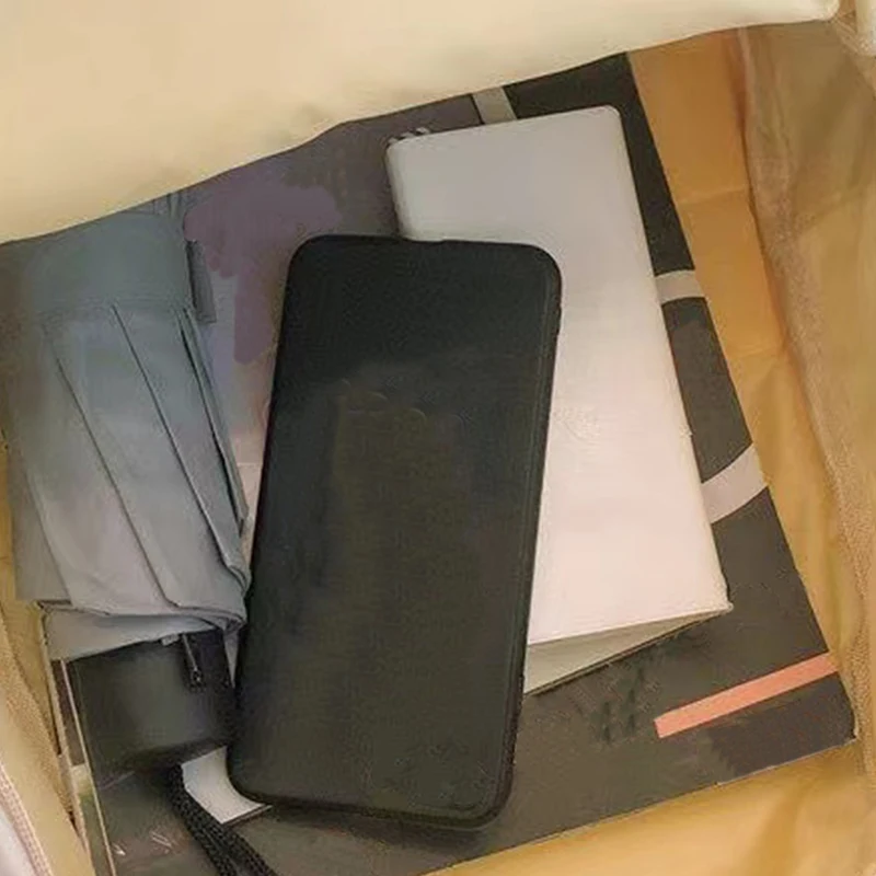 حقيبة ظهر عصرية وكاجوال مع أشرطة كتف قابلة للتعديل، مناسبة للسفر والاستخدام اليومي، مصنوعة من مادة النايلون #3