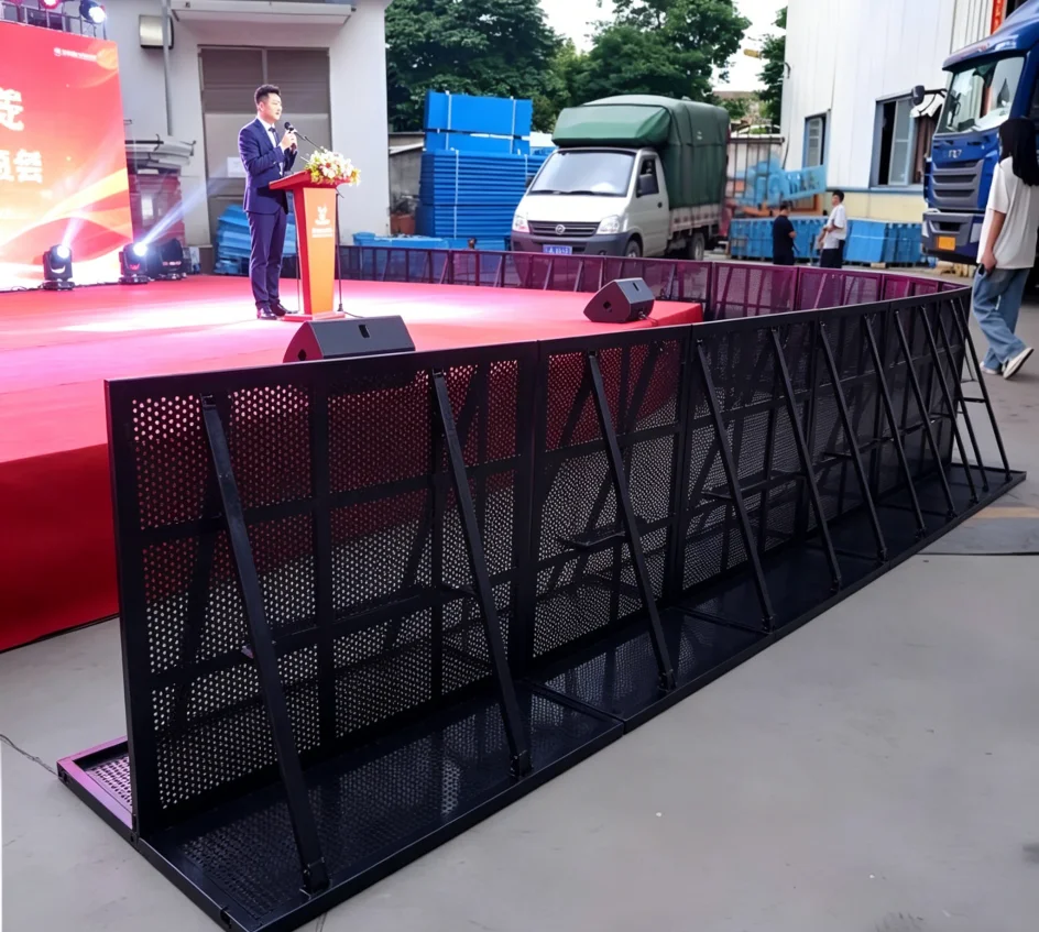 【Direct Factory Sale】Festival Public Safety Anti-Riot Steel Heat Treated Easily Assembled Barrier Crowd Control Barricade For Cr