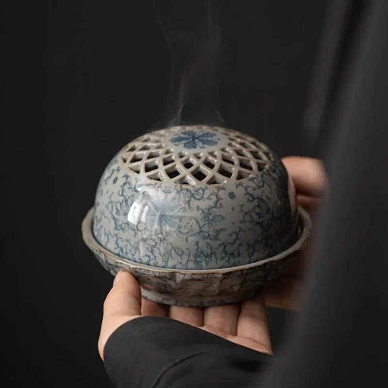 Celadon Floral Pattern Aroma Incense Holder Coil Incense Burner Underglazed Ceramic Crafts Tea House Home Decor