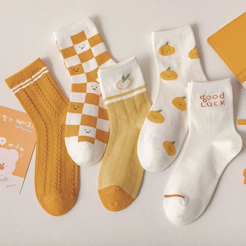 

2025 spring and summer new socks women's yellow twisted tube socks orange checkerboard socks strawberry kawaii