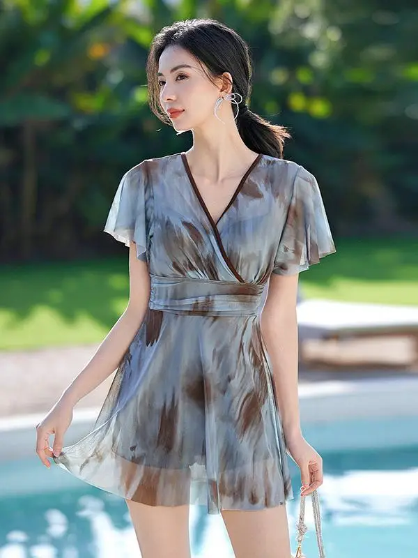 

Conservative One-Piece Swimsuit for Women Vintage Slimming Hot Spring Soaking Belly Covering Large Size Steel-free Braided