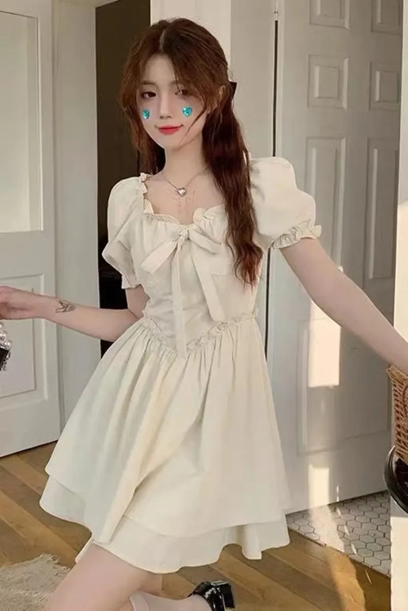 Vestido arco estilo francês para mulheres, vestido com decote quadrado, vestido com renda, manga bolha, saia curta para cinta-cintura, novo design, verão