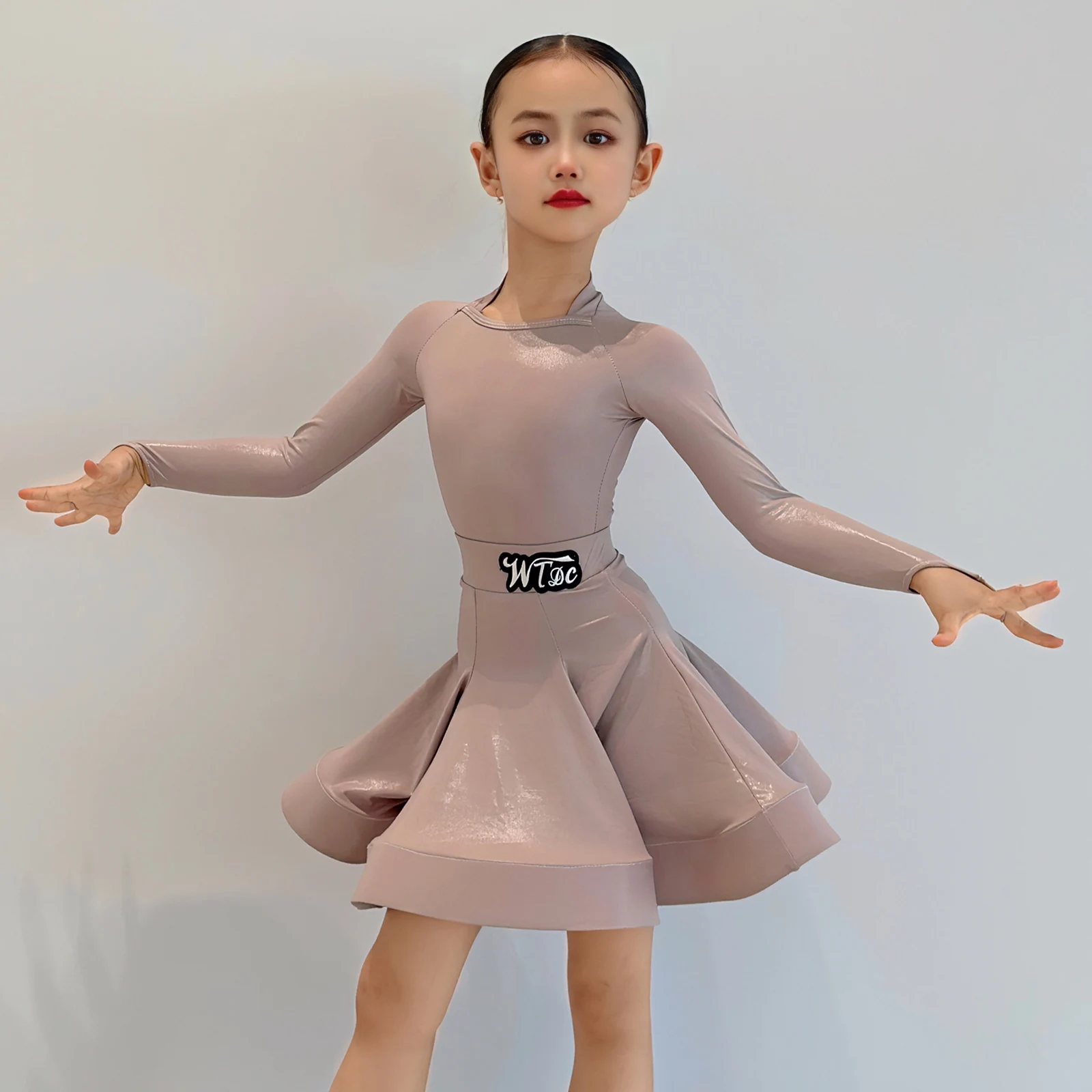 Fashion Girls Long Sleeves Latin Dance Competition Costume Children'S Samba Ballroom Dance Dress Kids Dancing Wear SL13348