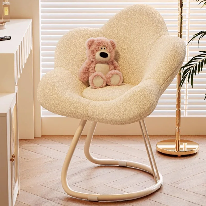 Sedia per il trucco, sedia da toeletta con schienale, sgabello in stile crema, sedia per unghie girevole moderna e minimalista per uso domestico