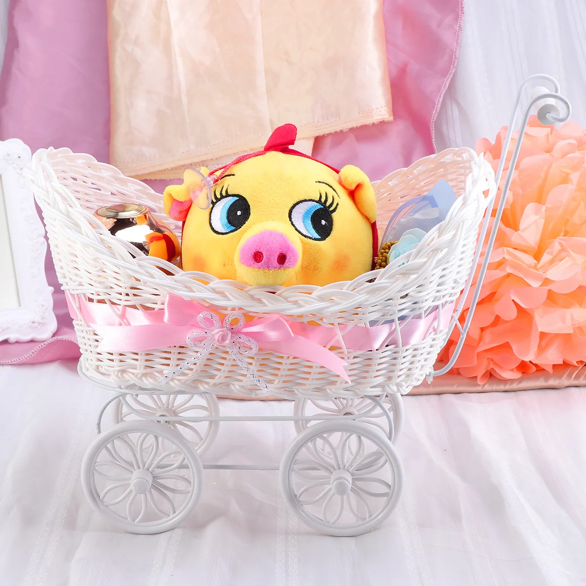 

1Pcs Handcrafted Cane Tricycles Flower Basket Knitted Mini Stroller Decoration for Home Outdoor Gift Cane Tricycles