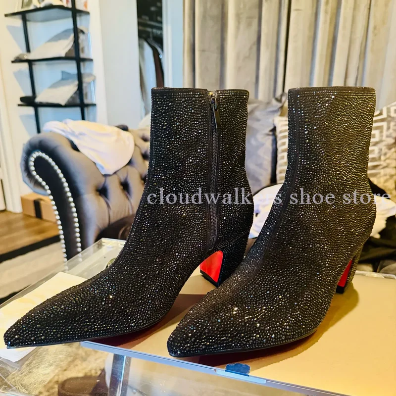 

Autumn Winter Rhinestone Pointed Toe Men's Ankle Boots Black White Leather Square Heel Side Zipper Vintage Fashion Banquet Boots
