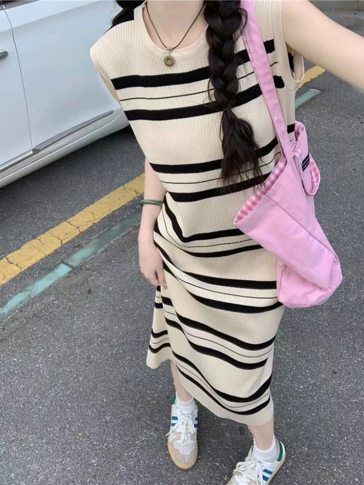 Retro Striped Knitted Long Svel Dr Women's Summer Slimming Design Hollow out Polyester Straight Cut Gown