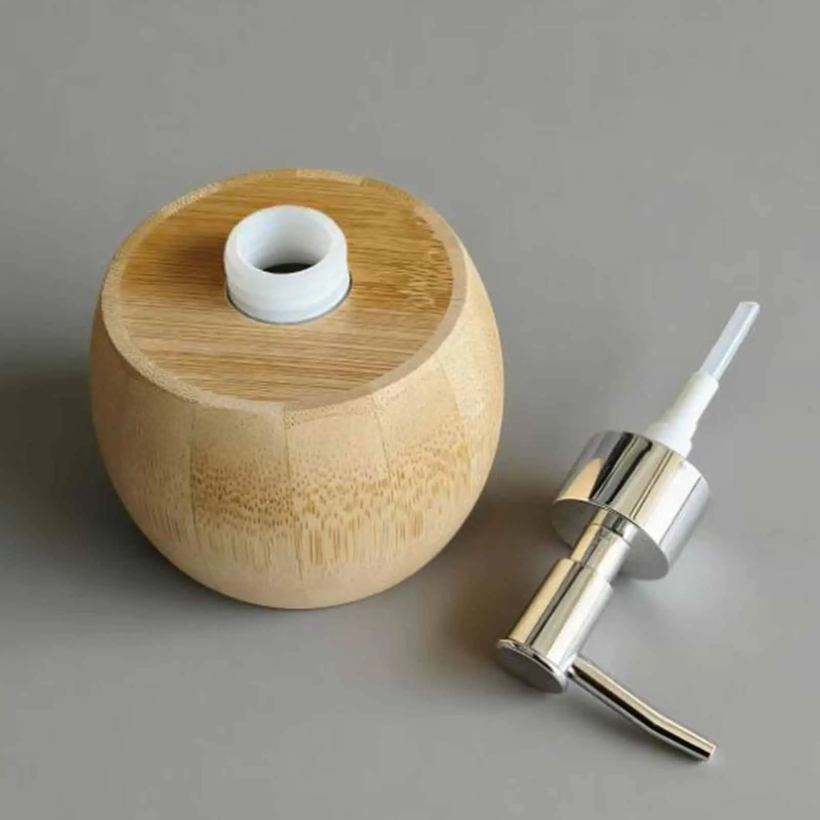 

Wood Color Bamboo Liquid Soap Dispenser Refillable Lotion Pump Bottle for Farmhouse Essential Oils Bathroom Washroom