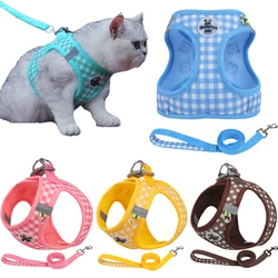 Set di guinzagli per imbracatura riflettente per animali domestici Cinghie pettorali traspiranti per cani di piccola taglia Collare per imbracatura per gatti Cuccioli che camminano Forniture per esterni