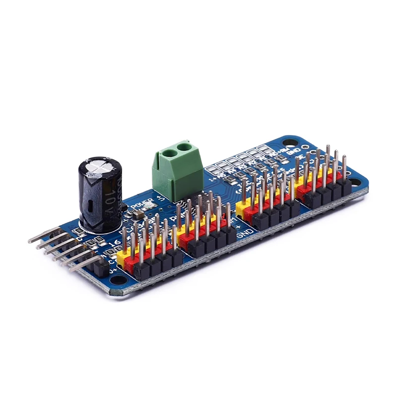 PCA9685 16 canaux 12 bits PWM servomoteur pilote I2C IIC Module pour MG90S SG90 MG995