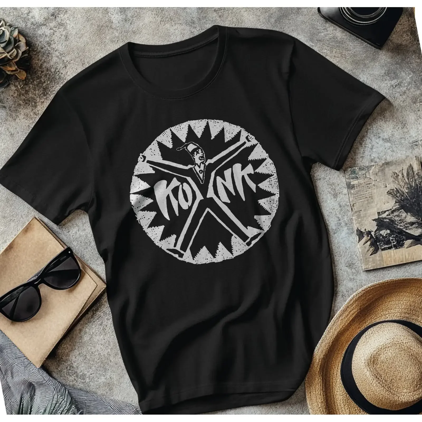 Konk T-Shirt, kurzärmelig, schwarz, Vintage-Washed, Designerkleidung, Herrenmode, lässig, leichtes Oberteil für den Alltag, mit Grafik.