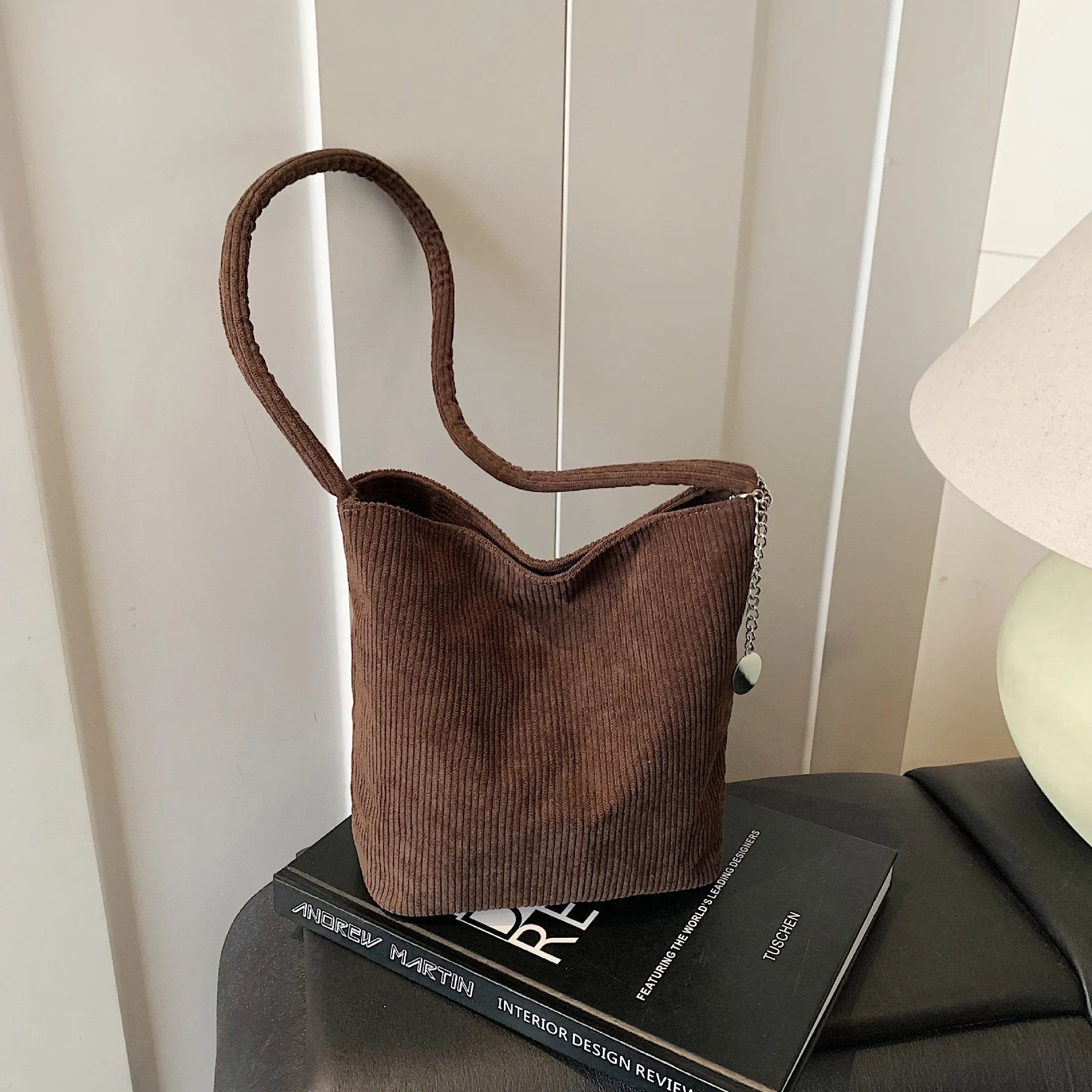 2025 A/W حقيبة نسائية كلاسيكية ذات سعة كبيرة تحت الإبط، محفظة كتف كروس متعددة الاتجاهات من الجلد الطبيعي، حقيبة يد أنيقة كلاسيكية #2