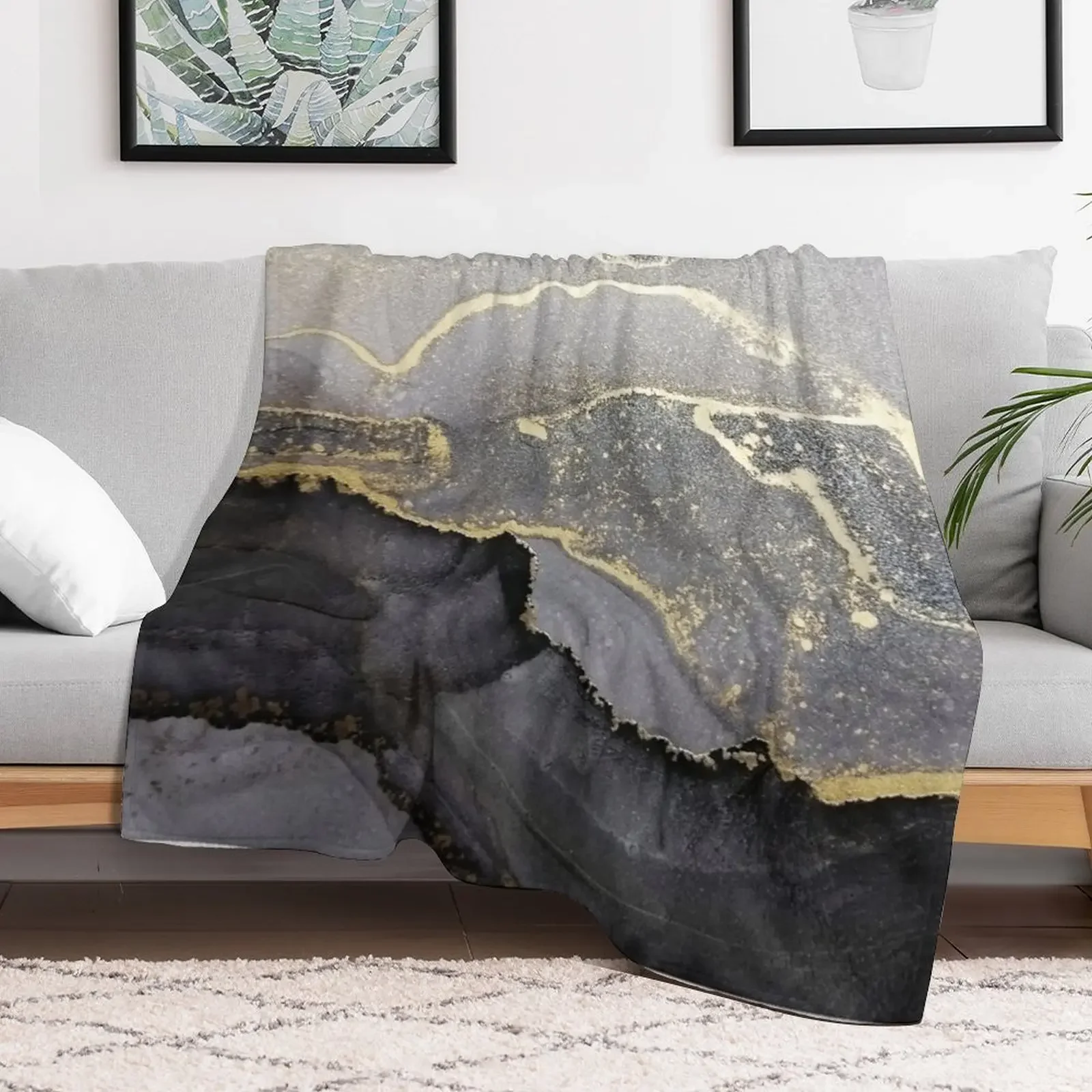 Elegant black gold marble ink abstract painting Throw Blanket Long Lasting Soft Plush Blanket for Daily Use