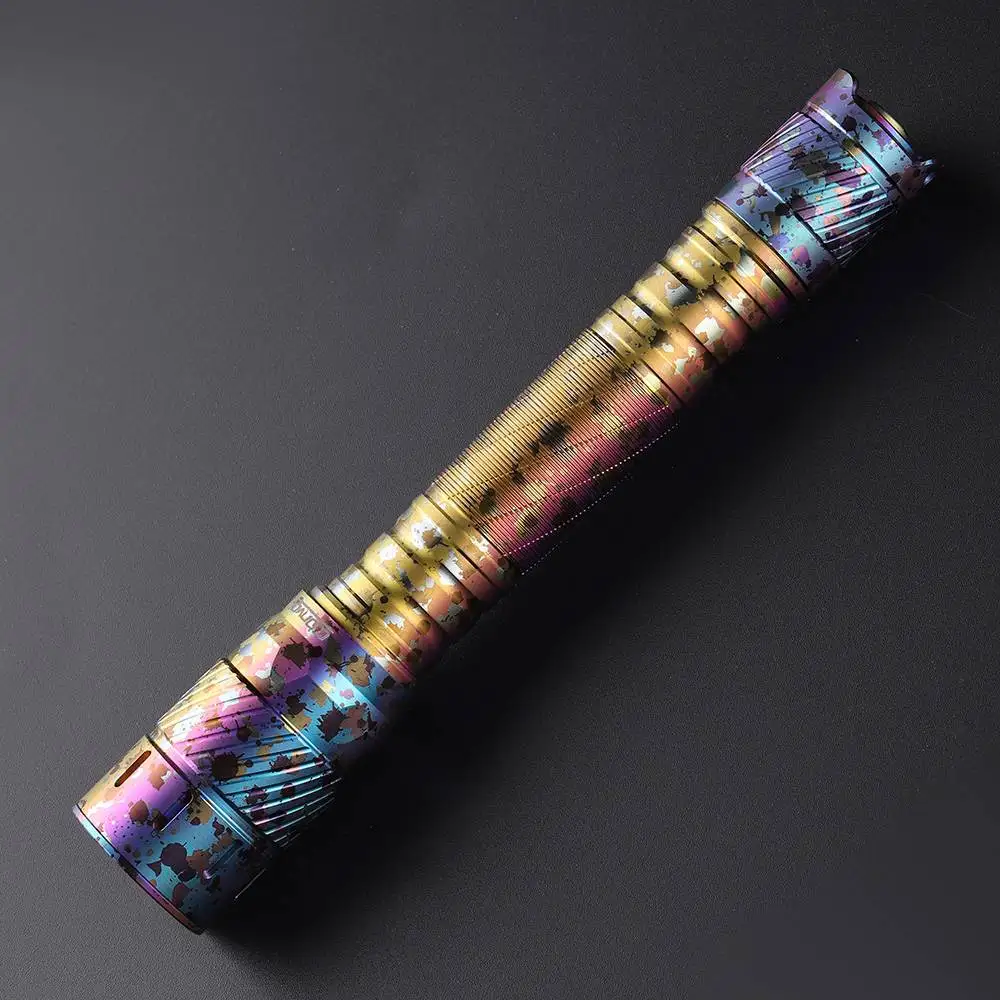 Latarka Convoy T4 Titanium EDC