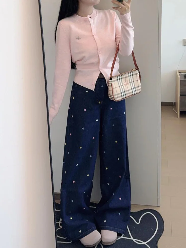 

Джинсы больших размеров для женщин: джинсы с высокой талией, широкими штанинами, вышивкой в виде цветов, в американском стиле, повседневные, осенняя мода