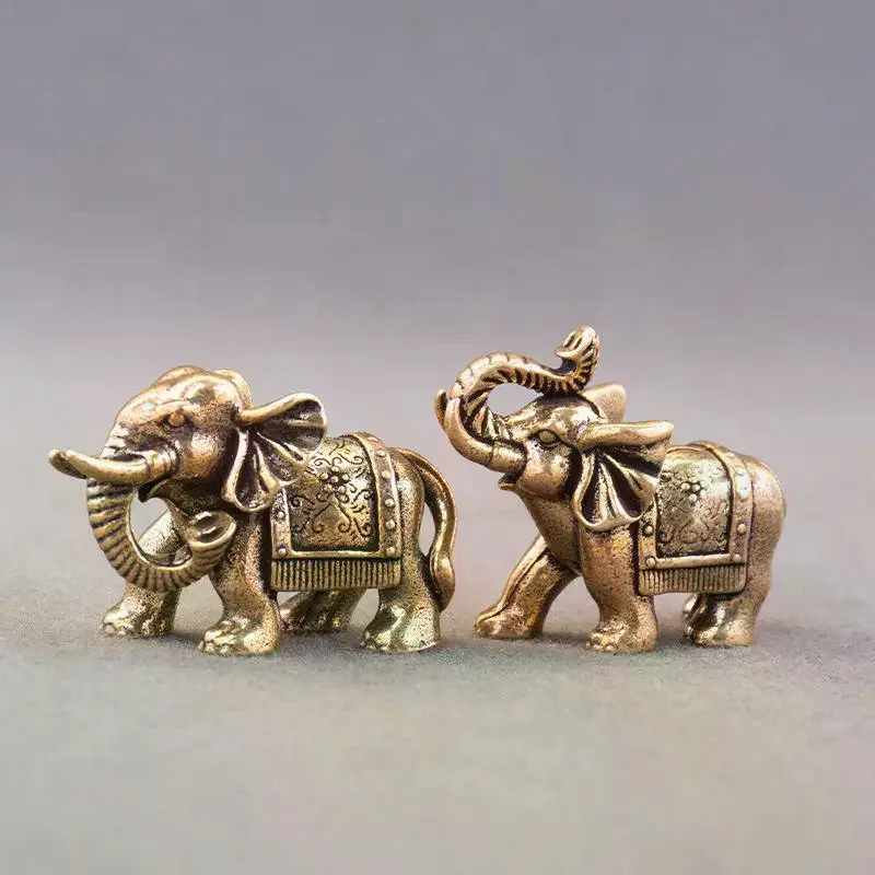 Copper Lucky Elephant Small Ornaments Brass Blessing Elephant Miniature Figurine Antique Bronze Animal Statue Home Decor