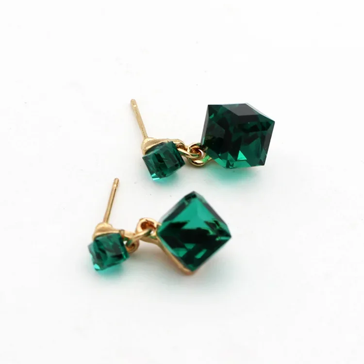 2024 New Women Fashion Geometric Cube Rhinestone Pendant Stud Earrings Party Jewelry Earrings for Women