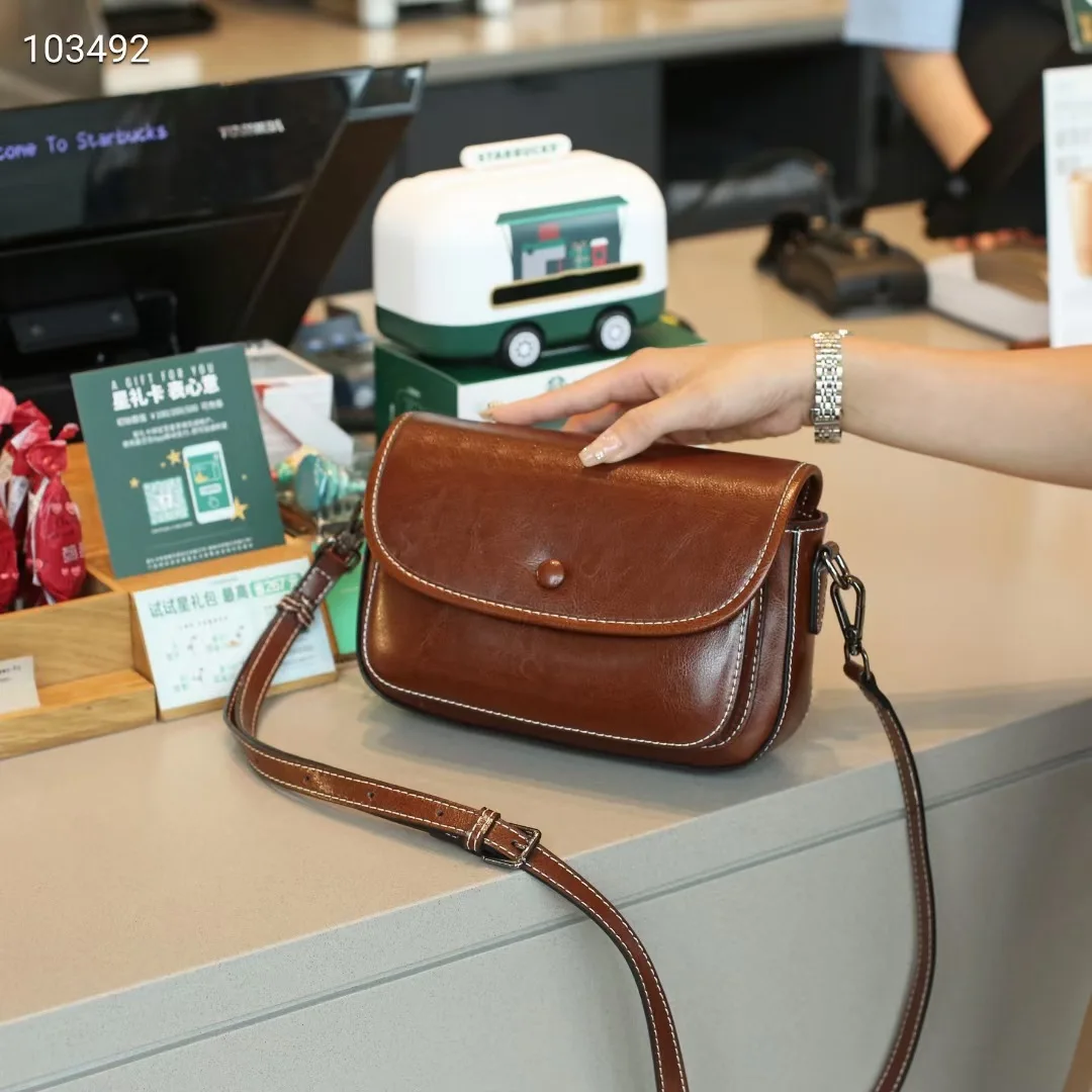 Oil Wax Cowhide Women\'s Bag 2023 New Soft Leather Shoulder Bag Lady Crossbody Small Square Bag Simple Flip High Quality Handbag