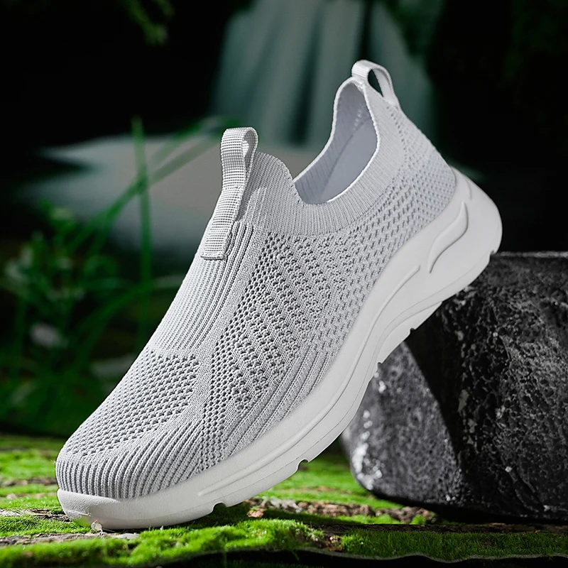 

Summer new breathable mesh shoes outdoor non-slip walking shoes comfortable sandals men half slippers casual loafers 39-48