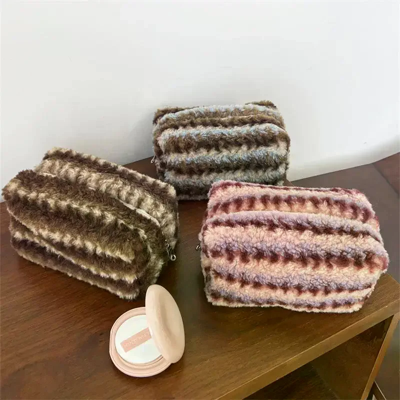 

Набор плюшевых косметичек в корейском стиле в стиле ретро — дорожная косметичка большой вместимости для девочек