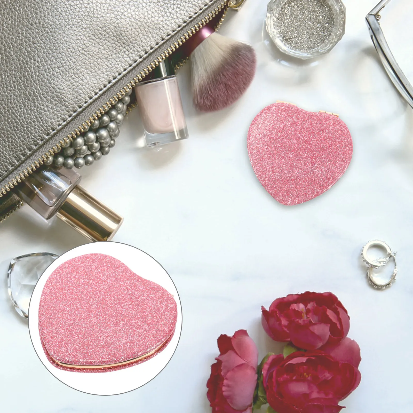 Mini-Spiegel im Herz-Design, tragbar, kompakt, Make-up-Spiegel mit klarer Reflexion, ideal für Frauen, Geschenk-Geldbörse