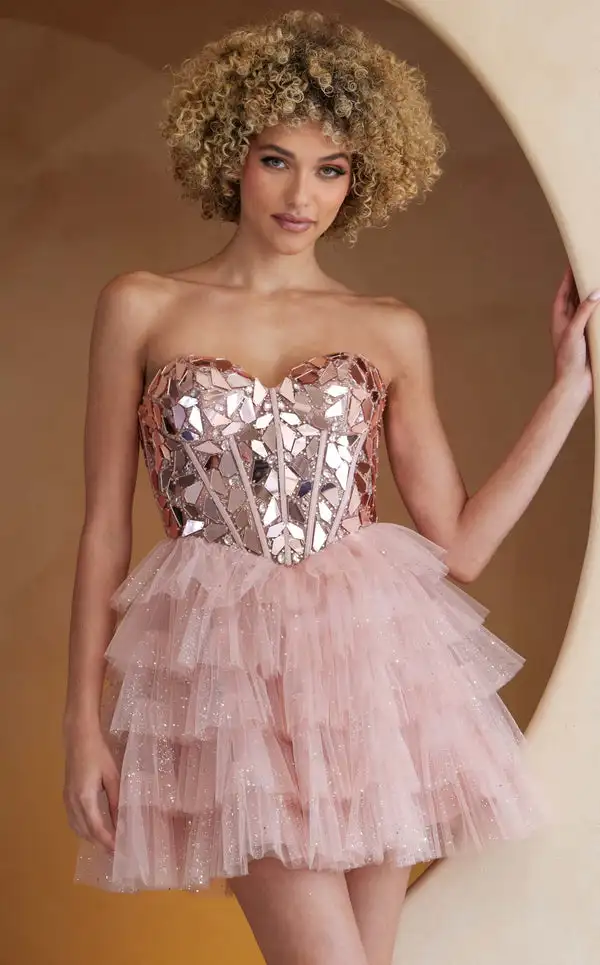 

Сексуальные многоуровневые плиссированные мини-платья трапециевидной формы с блестками по индивидуальному заказу, платья для особых случаев на заказ, современный стиль, мода, высокое качество