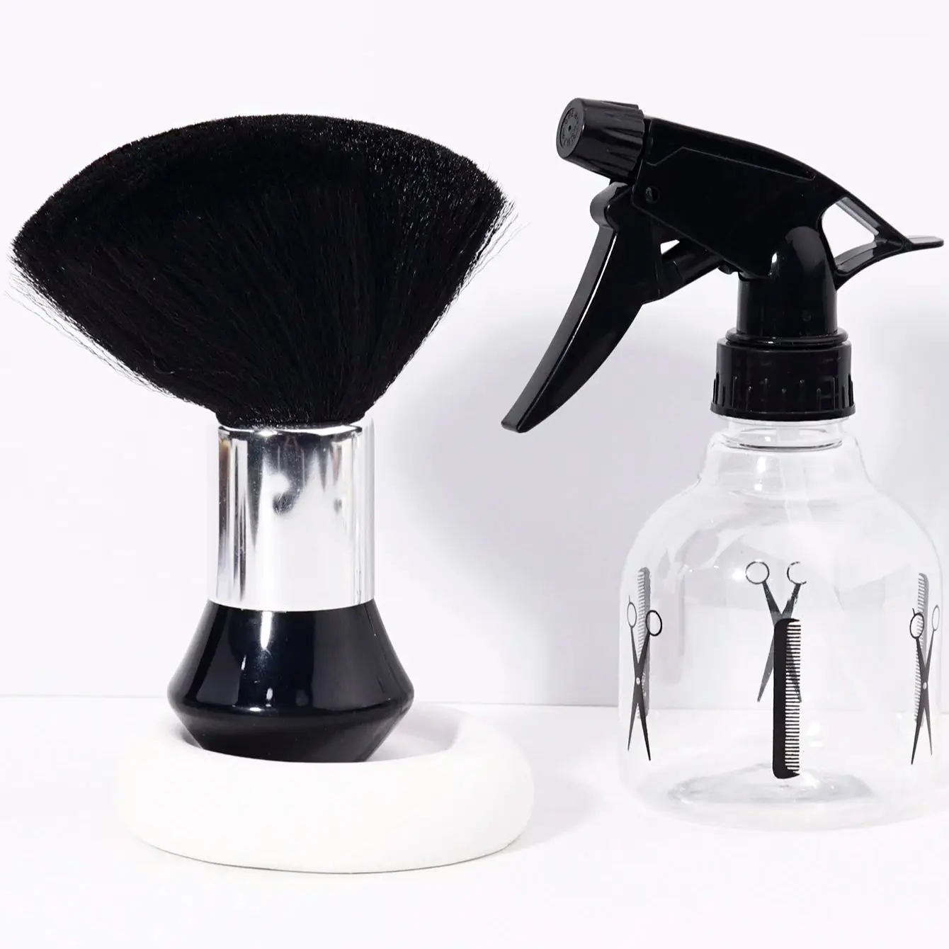مجموعة أدوات صالون الشعر، فرشاة غبار رقبة الحلاق، زجاجة رذاذ حلاقة شفافة مقص حزام أيقونة، خاصة للشعر المستعار الحقيقي