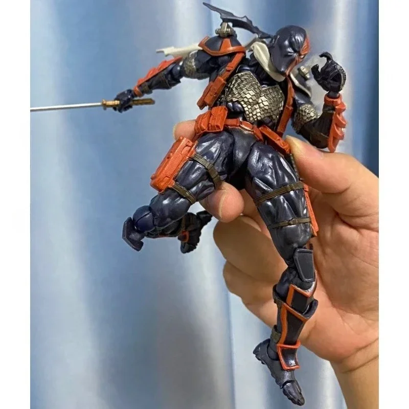 

17cm X-Men Gear Joint Yamaguchi Style Funeral Bell Doll Joint Mobile Anime Model Action Figures Desktop Decoration Gift Toy