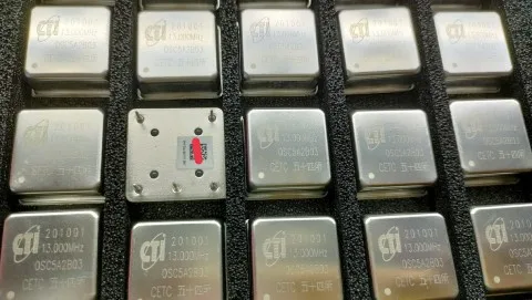 1 Stück 100 % neu und original 1 Stück CTI-Kristalloszillator mit konstanter Temperatur OCXO OSC5A2B03-13.000 MHz 13 MHz 5 V Rechteckwelle