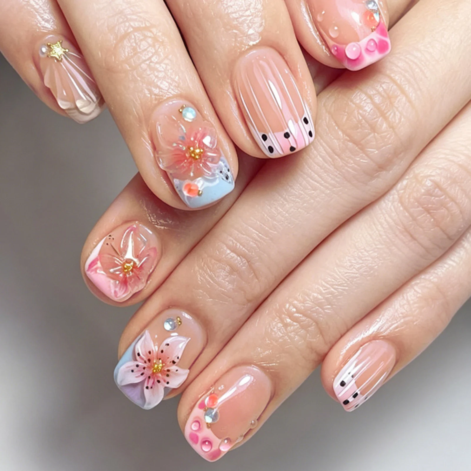 30pcs Floral Fake Nails Elegant Short Almond Resin Press On Nails for Women Daily Wear Party Wedding Beauty Accessories