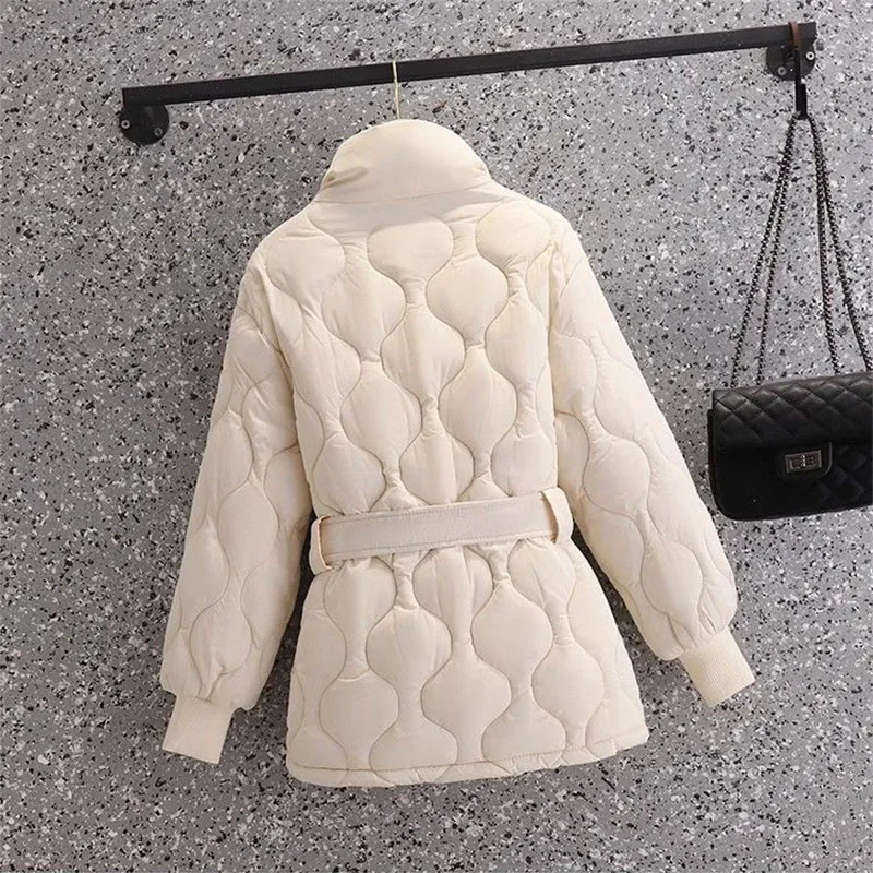 Large Size Women Down Cotton Jacket Winter 2024 New High Quality Parkas Short Cotton-Padded Coat Fashion Outwear Ladies Tide Top