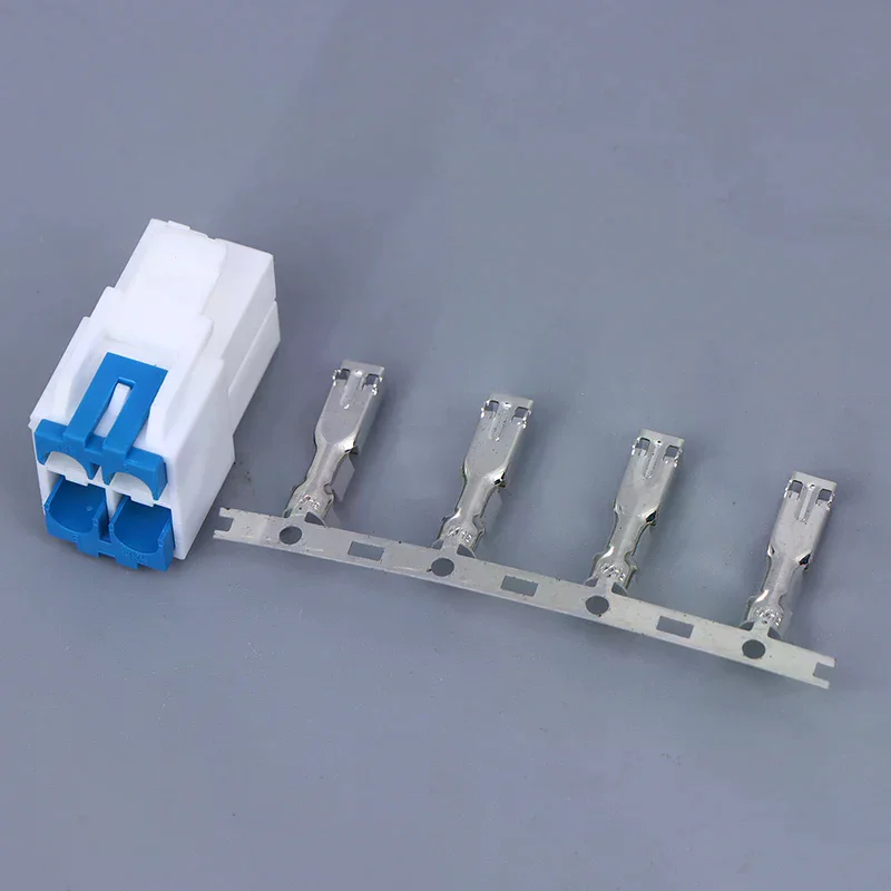 1Set 4-Pin Power Stecker Stecker Für Icom IC-7000 IC-7100 IC-7400 IC-7600 YAESU FT-450 KENWOOD TS-480 Radio DIY Kabel Stecker