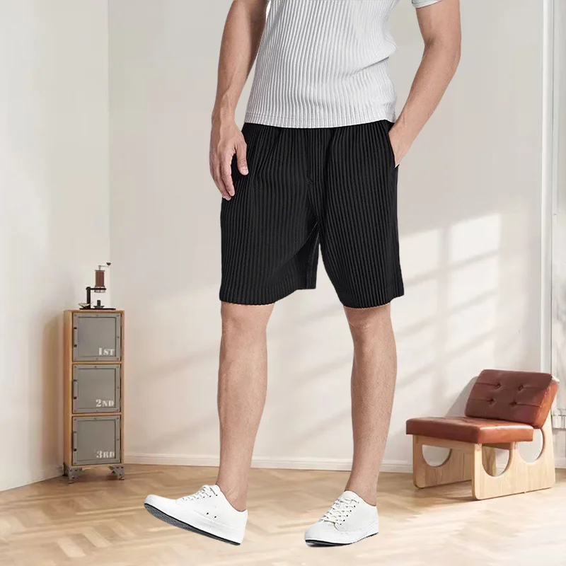 

Miyake Original Pleated Shorts 2025 Spring and Summer New Draped Casual Pleat Five Pants Loose Casual Versatile Fold Youth Pants