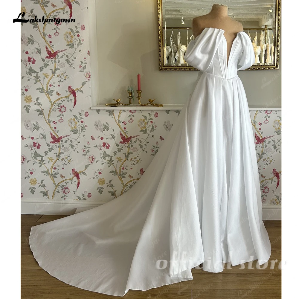 Lakshmigown Schulterfreies Hochzeitskleid 2027 mit Ärmeln, tiefem Ausschnitt, schlichtem Satin, trägerlos, maßgeschneidert – Detail 5
