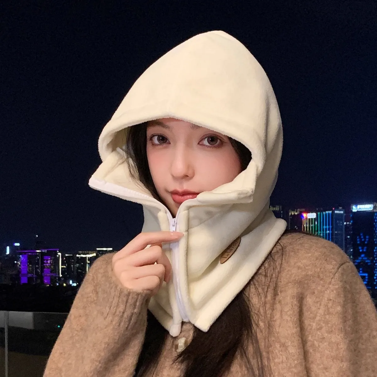 Gorro cálido con protección para los oídos para otoño e invierno, cuello alto antiviento, cubierta Clara, estilo de viaje a la moda, sin gorra de ala