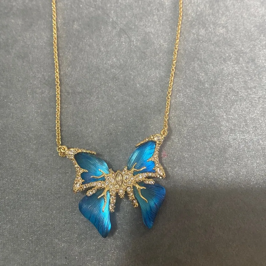 European and American Foreign Trade Genius Designers Create Fashionable and Casual Full Diamond Butterfly Series Necklaces