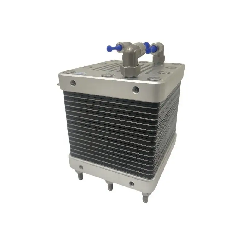 - High-efficiency and energy-saving pure water electrolysis device battery-powered operation