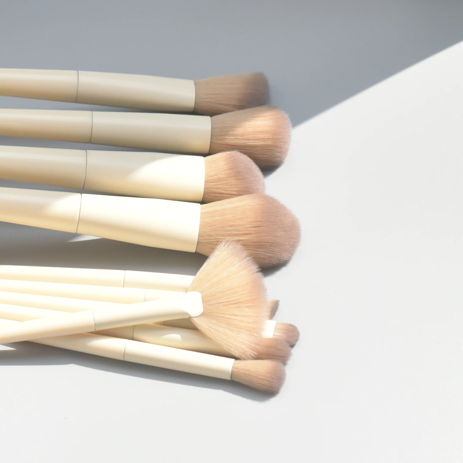 KOSMETYKI Soft Fluffy Makeup Brushes Set Eye Shadow Foundation Women Cosmetic Powder Blush Blending Beauty Make Up beauty Tool