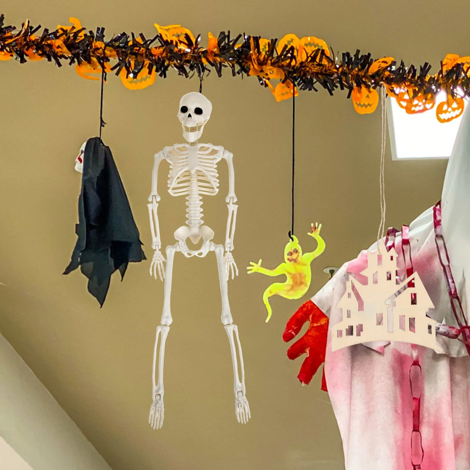 

Adjustable Movable Halloween Decor For Haunted House Party Scary Pendant Creepy Scene Ornament