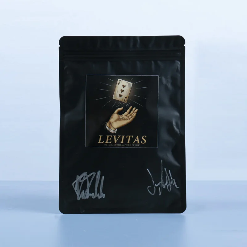 levitas-blackpool-convention's-card-activated-suspended-object-movement-floating-effect-amazed-the-audience-stage-magic-tricks