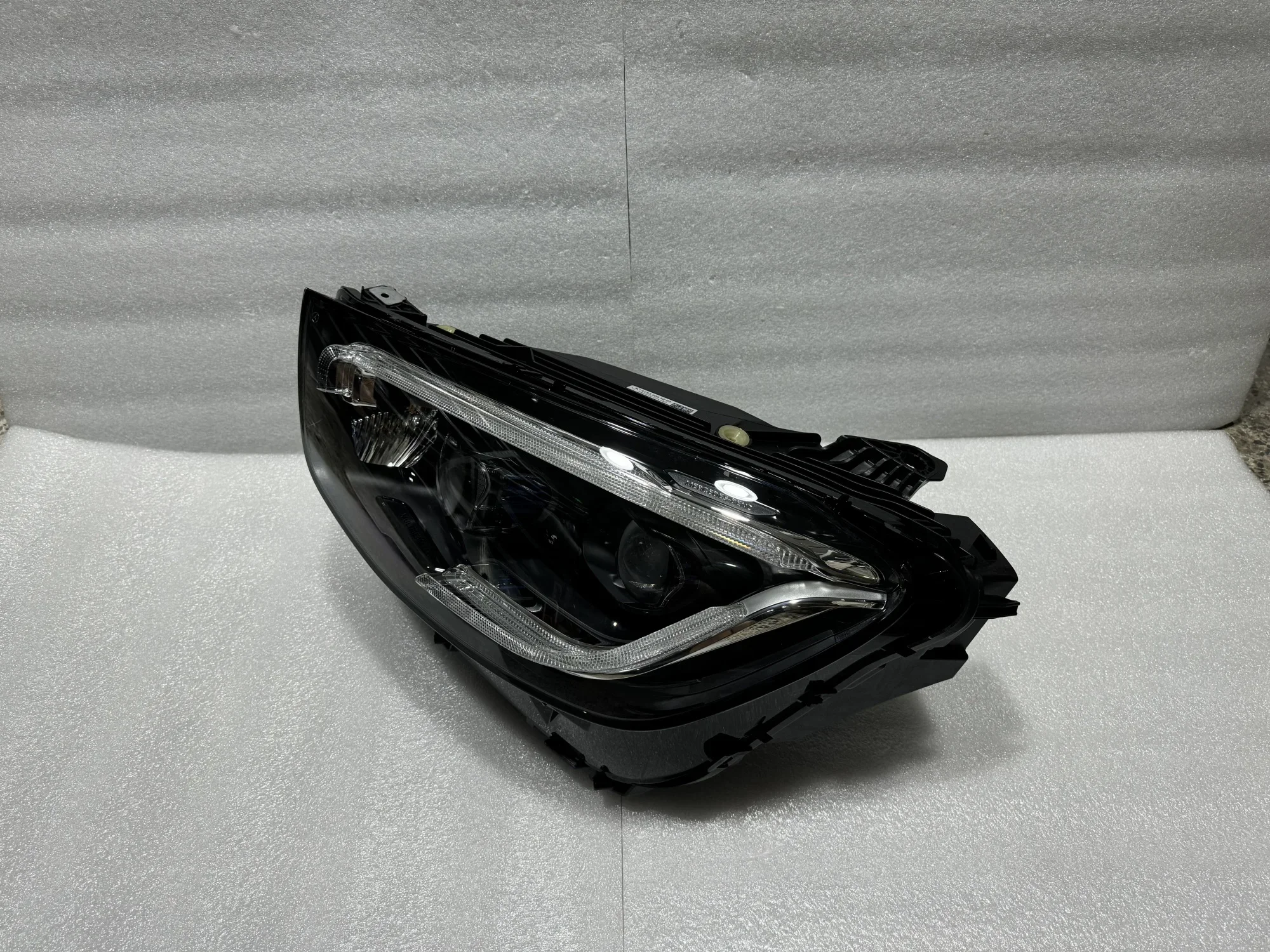 FOR Mercedes-Benz GLC X253 AMG Matrix LED Headlamp Geometric Light for GLC43 63 300 Coupe C253 SUV 2020-2022 Original