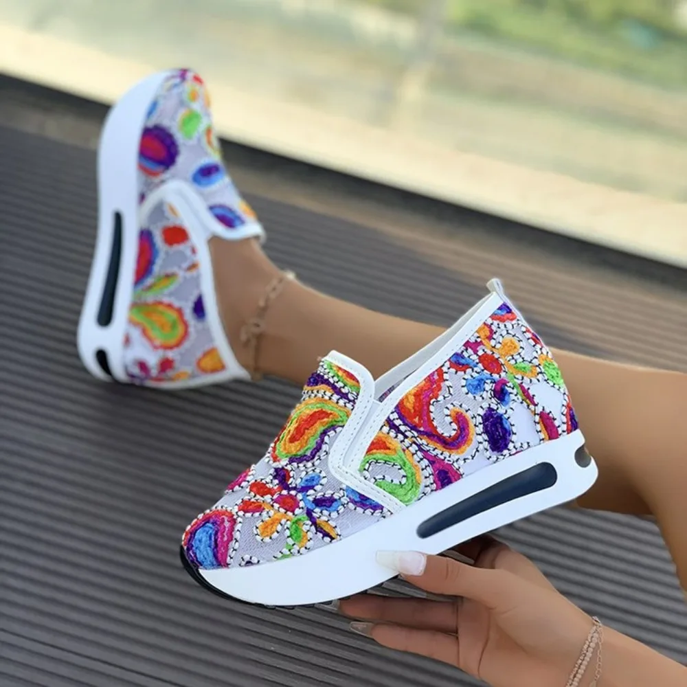 

Women Sneakers Spring Autumn Slip on Casual Shoes for Women Embroidery Thick Platform Sneakers new Women Breathable Mesh Loafers
