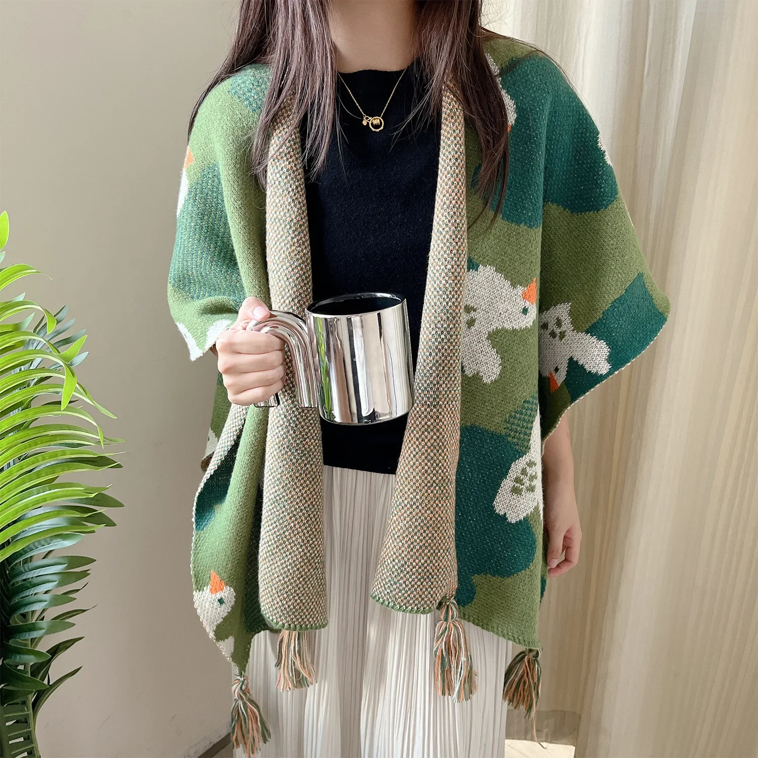 

Cloak Poncho Capes Tourism shawl autumn and winter ethnic style knitted cape new style external scarf split shawl Green