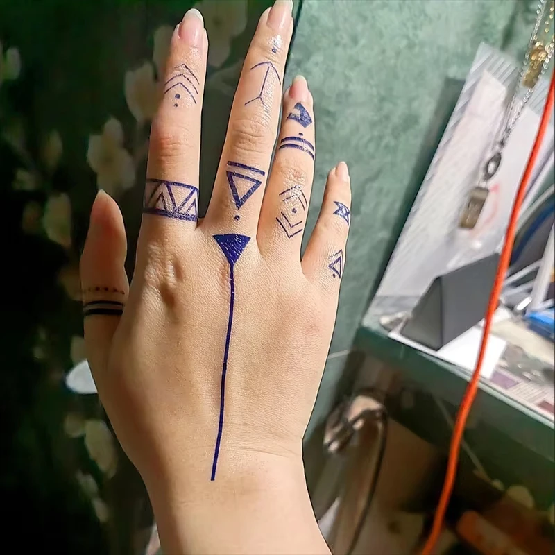 Amor y espacio profundo Rafayel Cosplay tatuaje falso impermeable fiesta de Halloween mano brazo tatuaje pegatinas accesorios de juego de mascarada