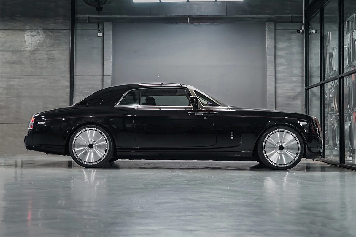 Borui Customized Color 17/18/19/20/21/22/23/24/26 Inch Passenger Car Aluminum Alloy Wheels