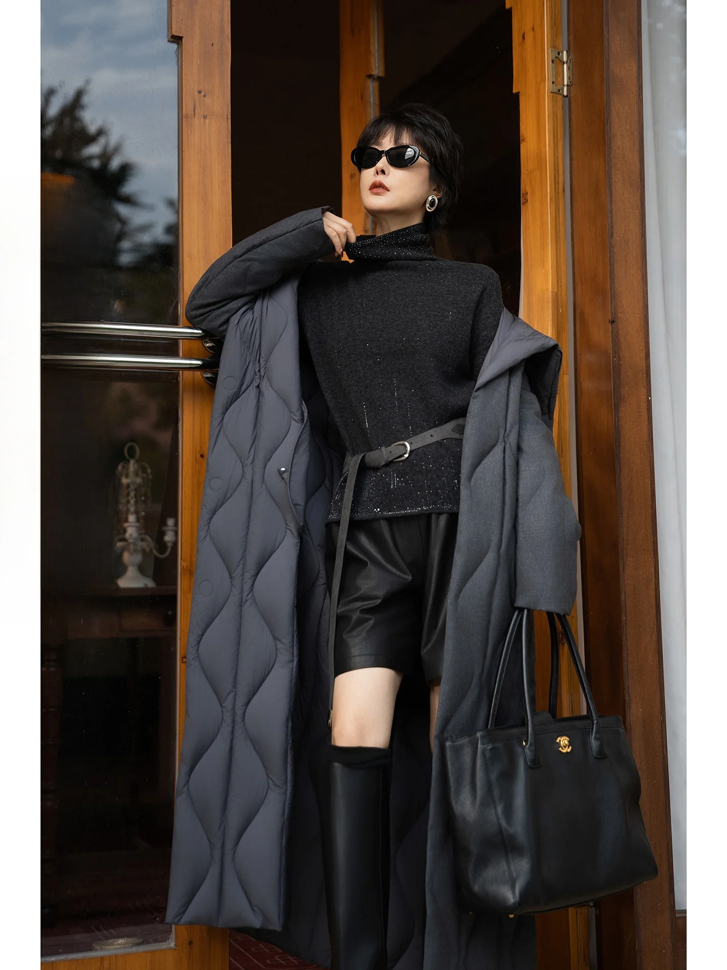 

Шерстяной вязаный свитер женский с высоким воротником, украшенный звездами, зимний, модный, с термостойкими стразами